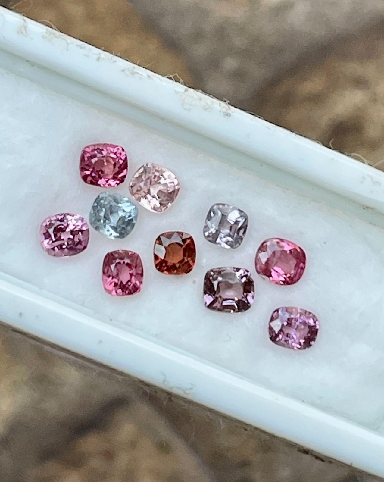 Natural 100% VVS-VS 10/Pc 4.49 ct Cushion Multi,color Spinel Mogok Gemstone