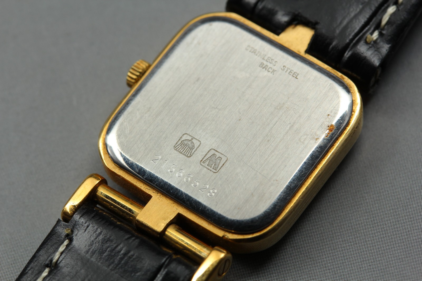 LONGINES 153 6749 21mm Gold Dial Square Women’s Watch Vintage [Near MINT]