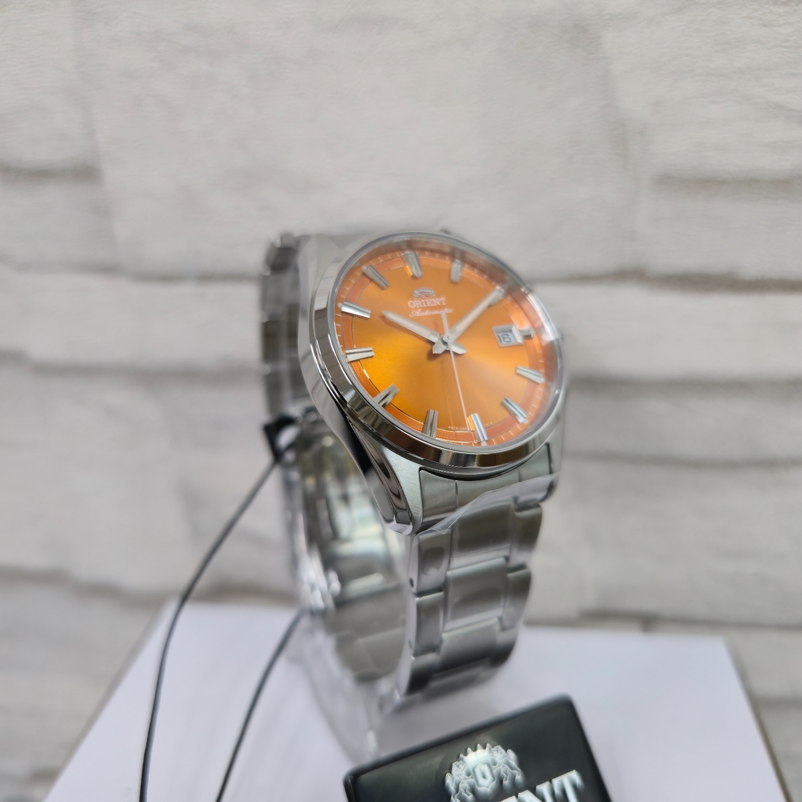 Orient Stretto Date RA-AC0R08 Special Edition Orange Dial New Full Set Men Watch
