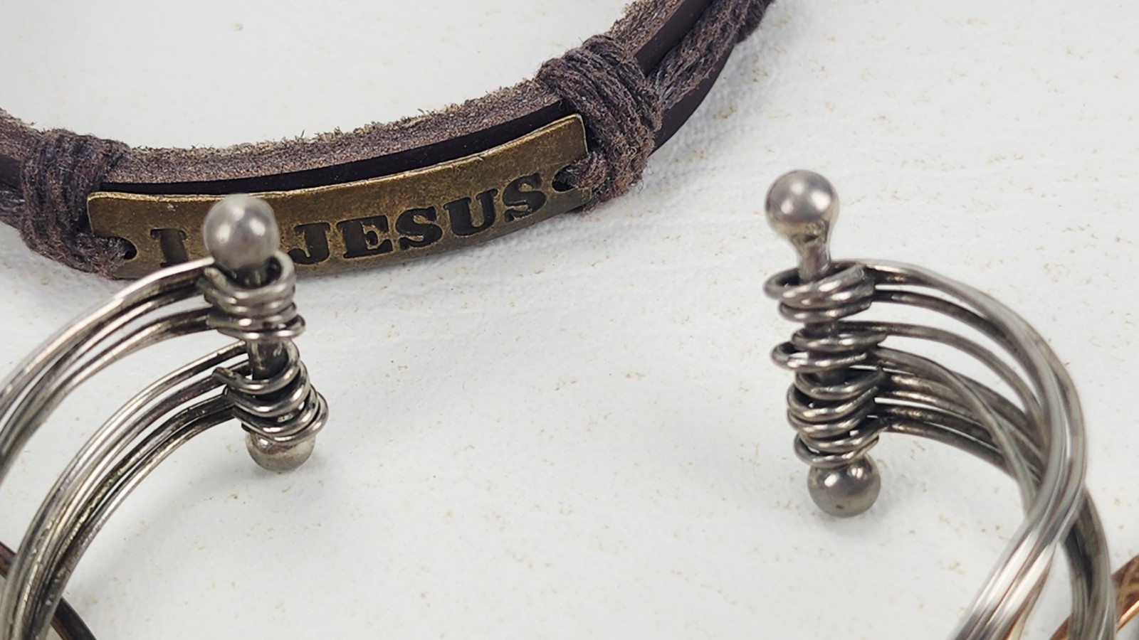 Vintage lot of 6 brass metal leather Bracelets