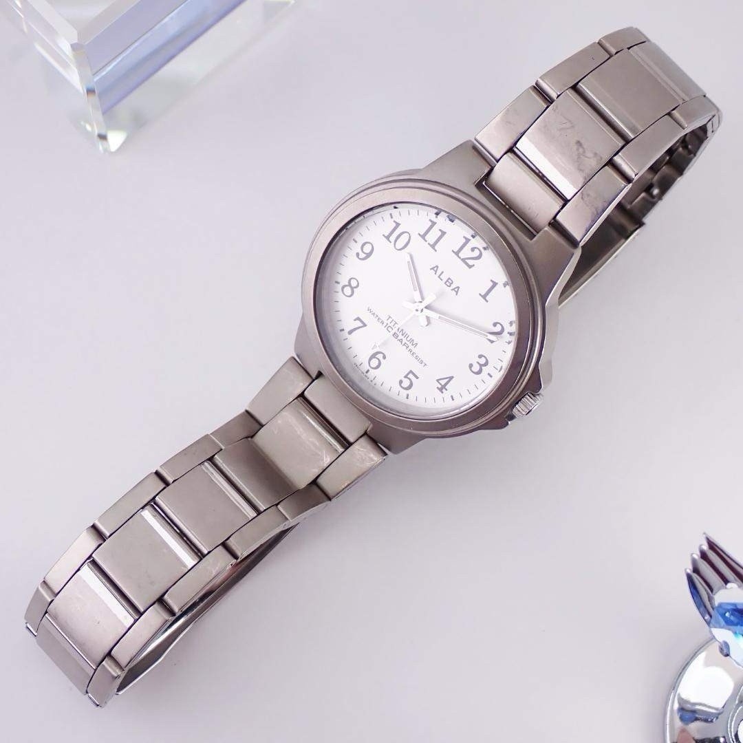 SEIKO ALBA Titanium Solar Men’s Watch V501-0DN0 1999 White Dial Runs Japan