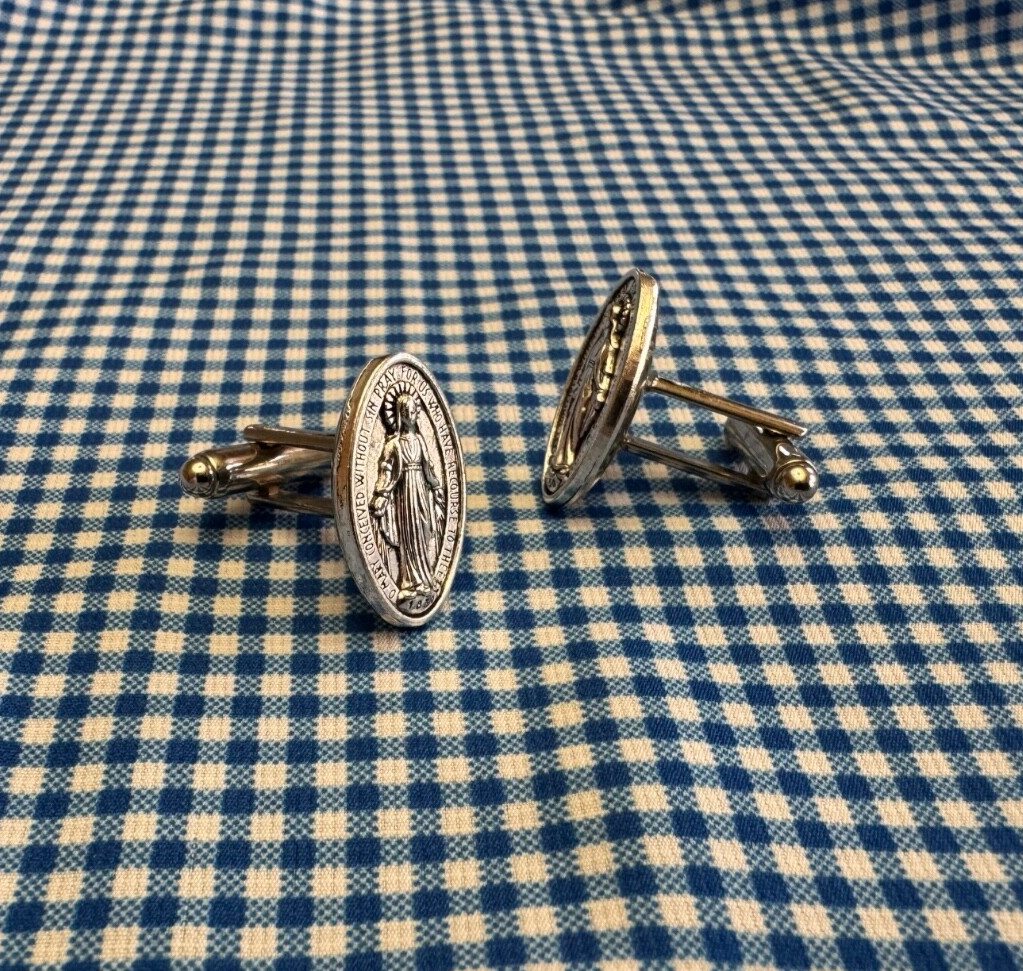Mother Mary Cufflinks Virgen María Religious Jewelry for Men Catholic Cufflinks