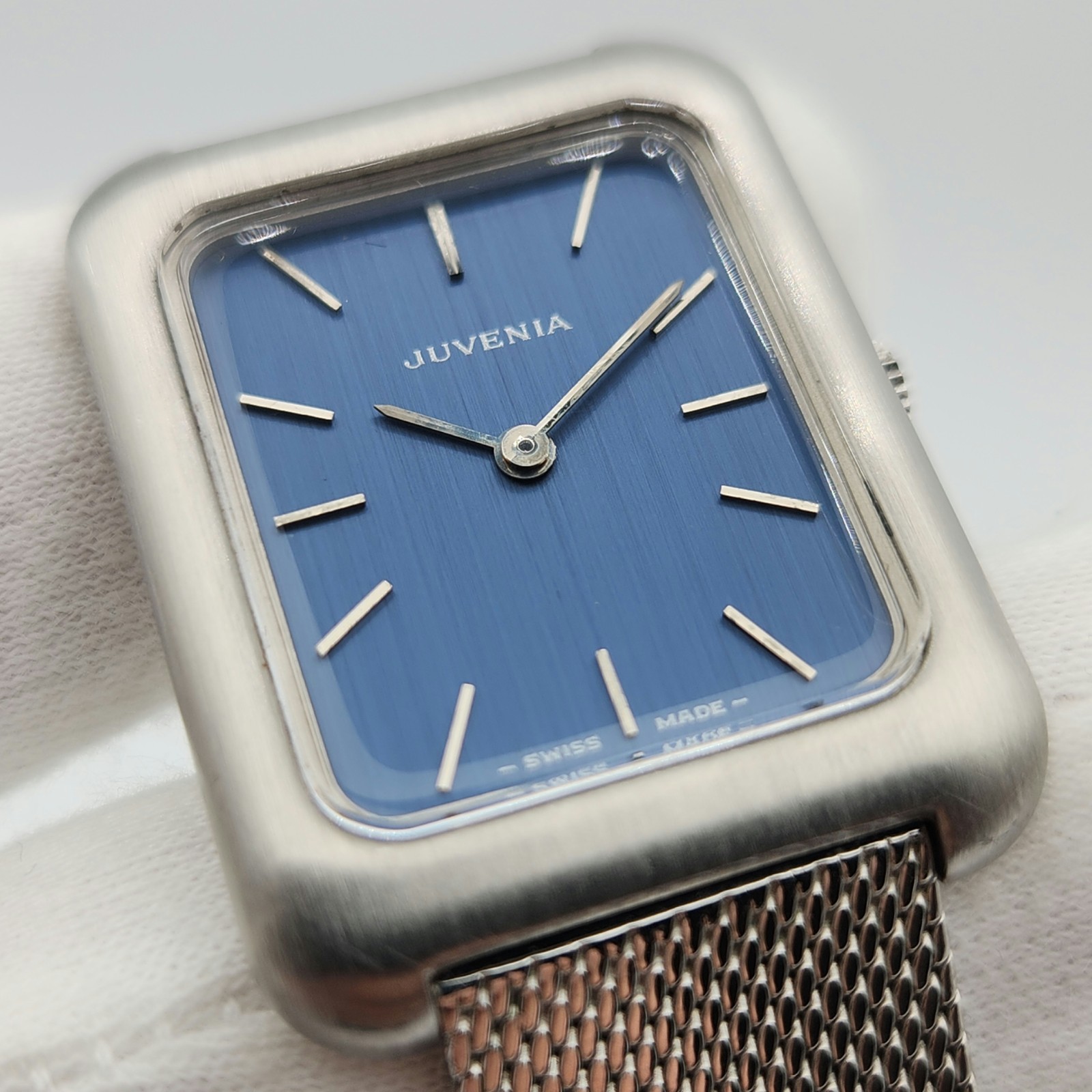 Juvenia “Tank” Style Men’s Vintage Silver Tone / Blue Dial Mechanical Watch