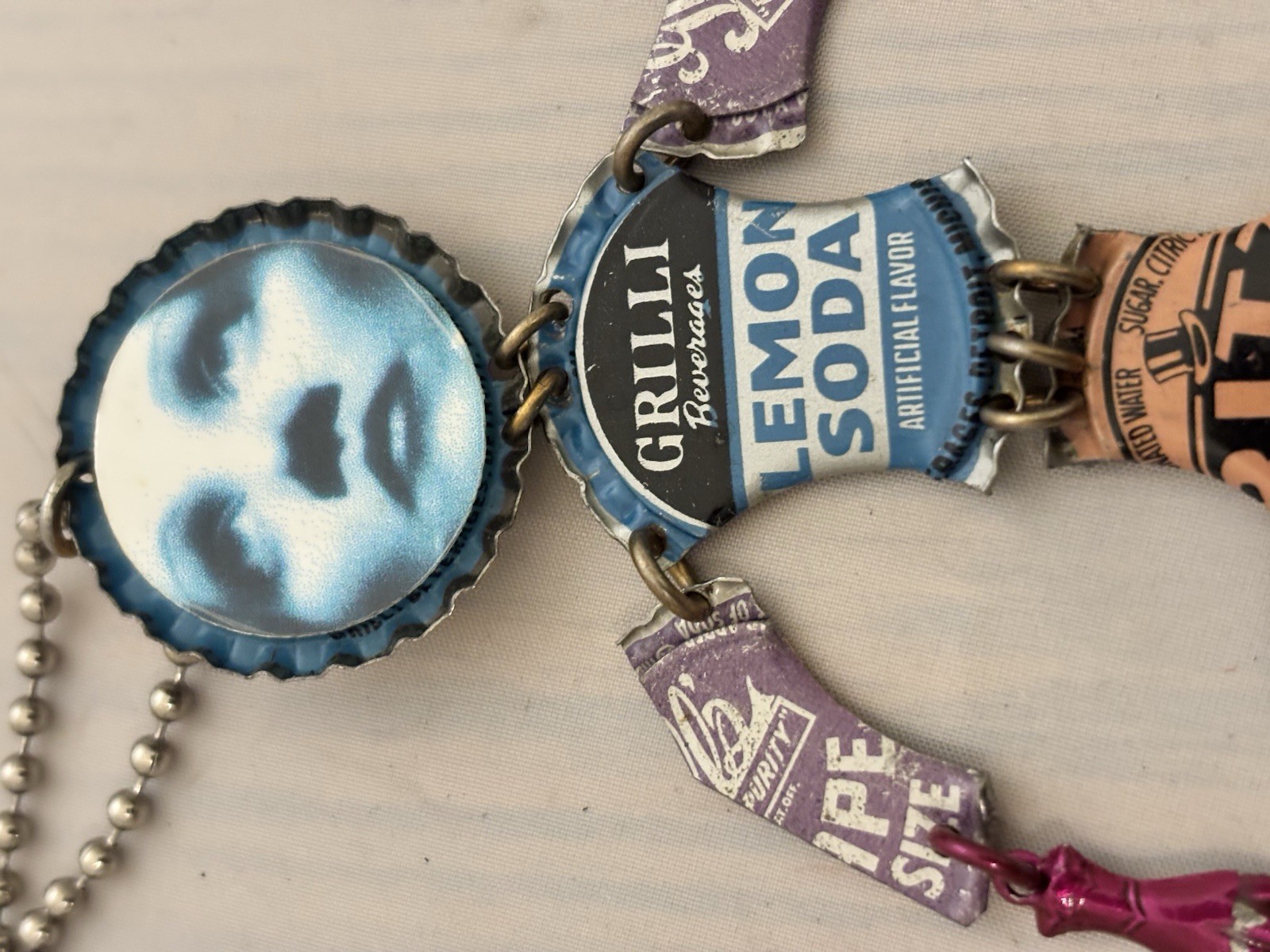 JANET COOPER VINTAGE BOTTLE CAP MARLENE DIETRICH DOLL PIN/PENDENT NECKLACE