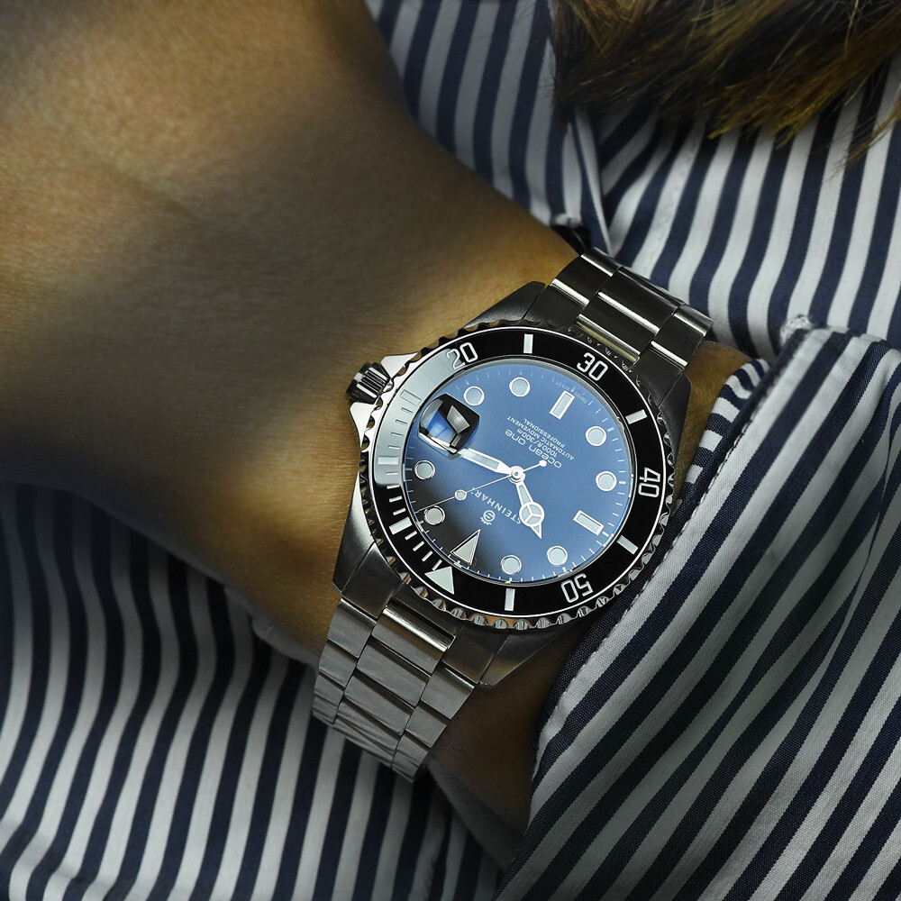 New Steinhart Ocean One 39mm Black Ceramic Automatic Swiss Diver Watch 103-0981