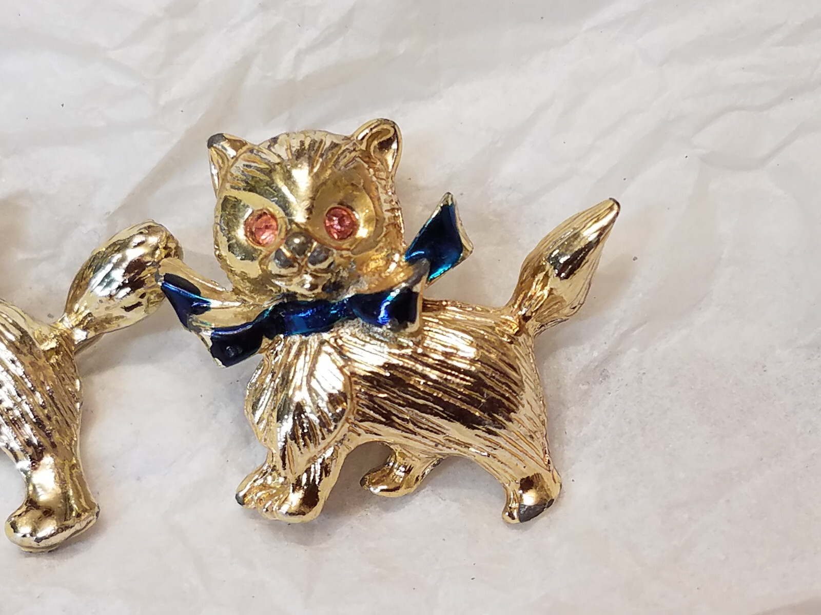 Lot of 2 Miniature Vintage Cats Christmas Brooch about 1 inch each