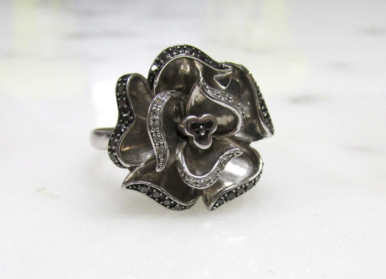 Clear & Black Diamond Sterling Silver Floral Design Ring ~ Sz 7.75 ~ 6g ~ 2-C196