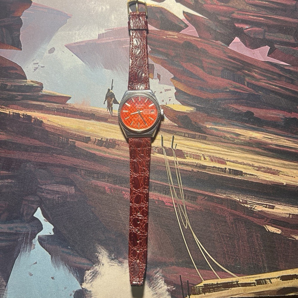Remington Electra 23 Men’s Watch Orange/Red Dial Date with red Leather Strap