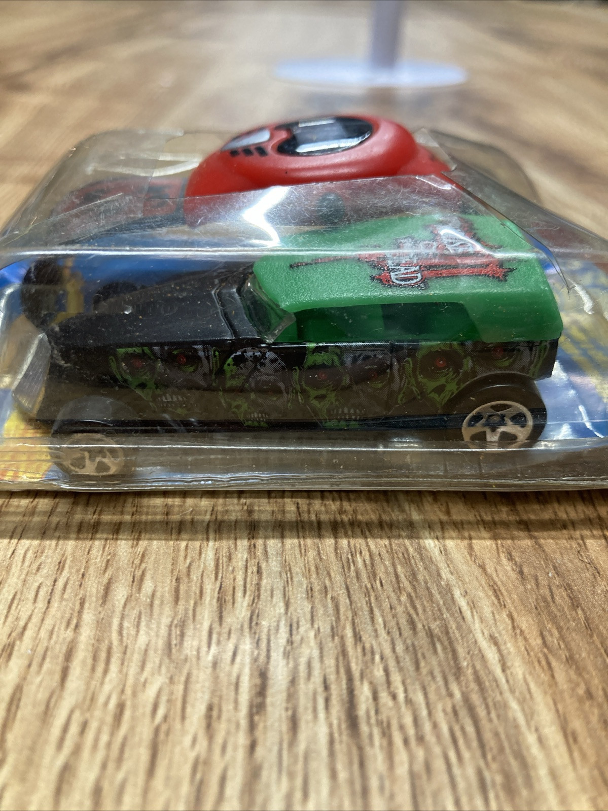 COLLECTIBLE HOT WHEELS WATCH BY MATTEL Digital red with Diecast car black 2004