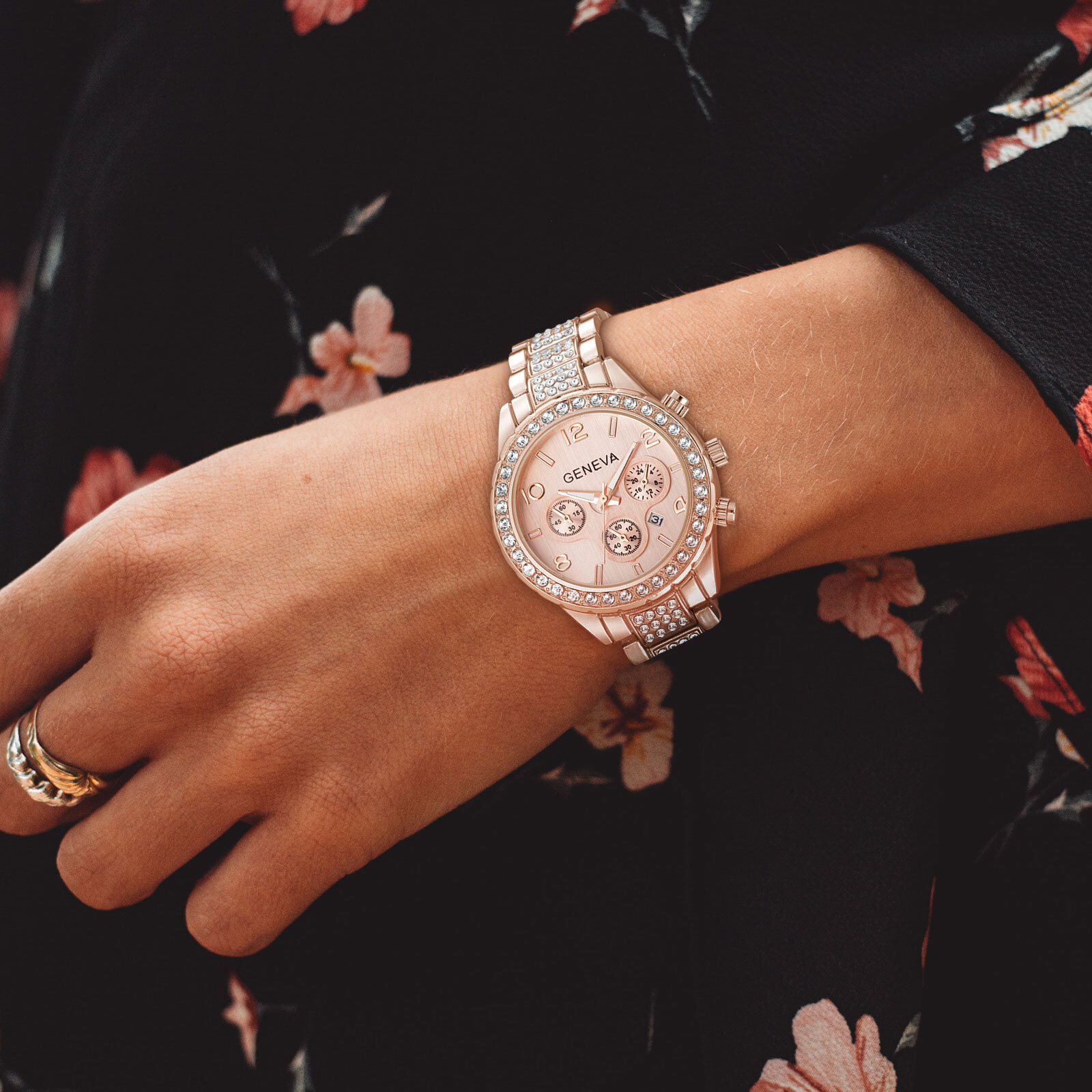 Fashion Romatic Rose Gold Women Quartz Watch Bracelet Ladies Wrist Gifts Luxury