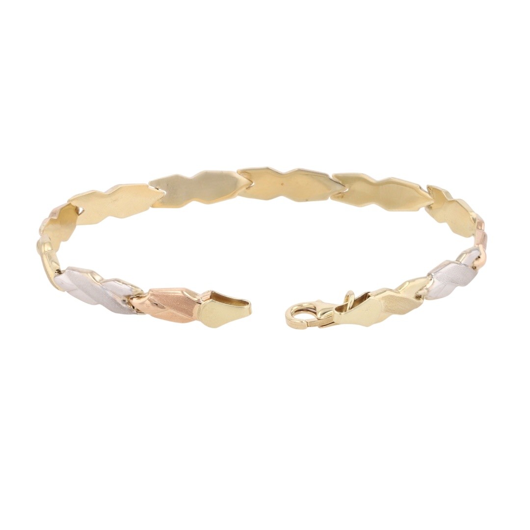 4.9mm Satin Finish X-Link Stampato 7″ Bracelet 10k Multi-Tone Gold 3.56 Grams