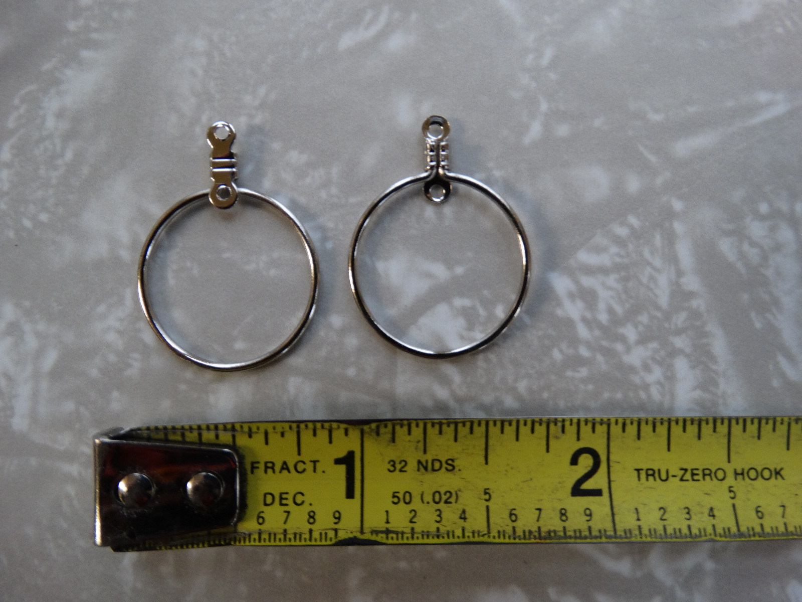 Wire Loops Nickel Plated 3/4″ Diameter (Pkg 72) 2106