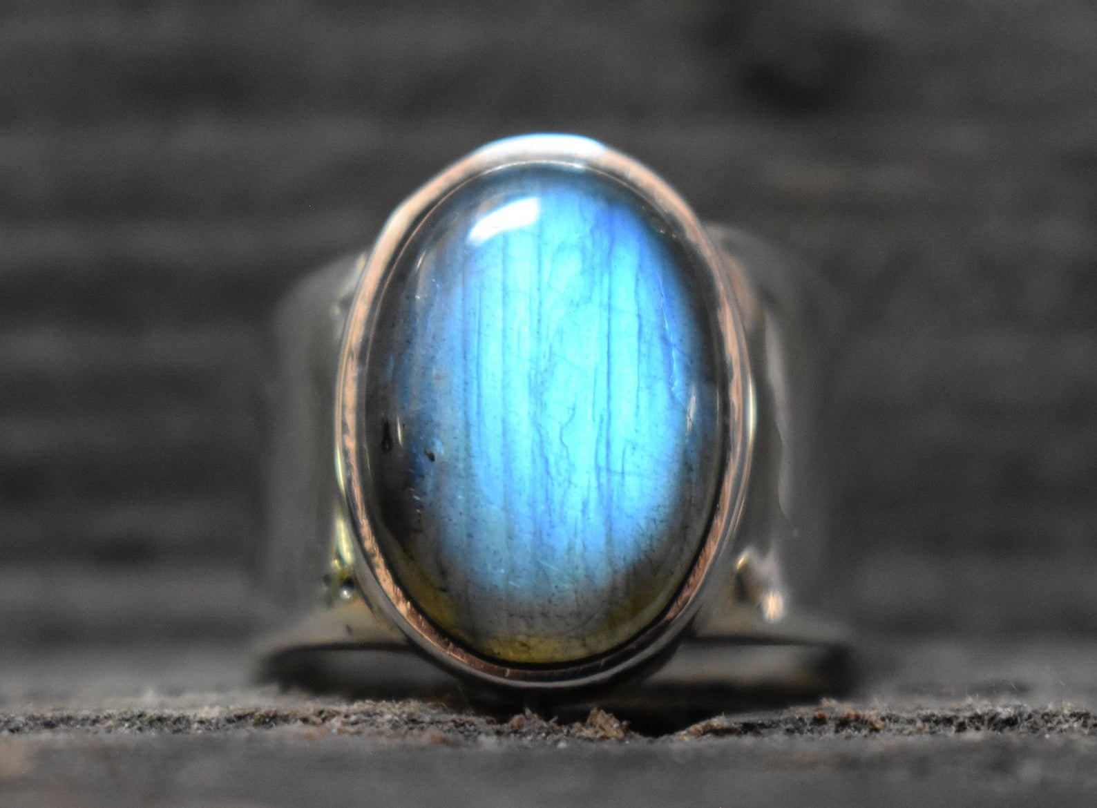 Solid 925 Sterling Silver Natural Blue Labradorite Oval Men’s Unisex Band Ring