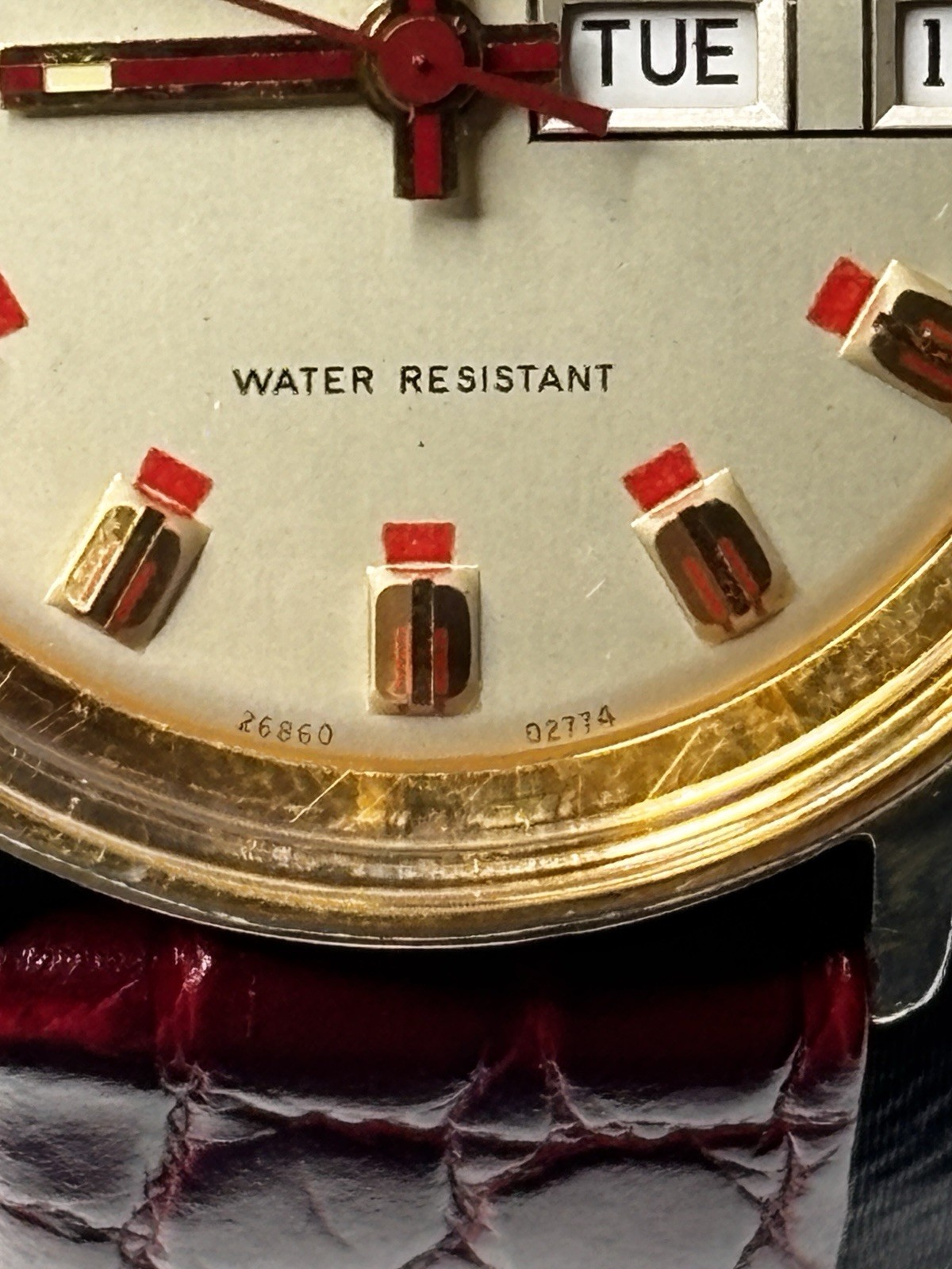 Timex Vintage 1970s Automatic Day/Date 35mm Gold Tone Red Leather Watch