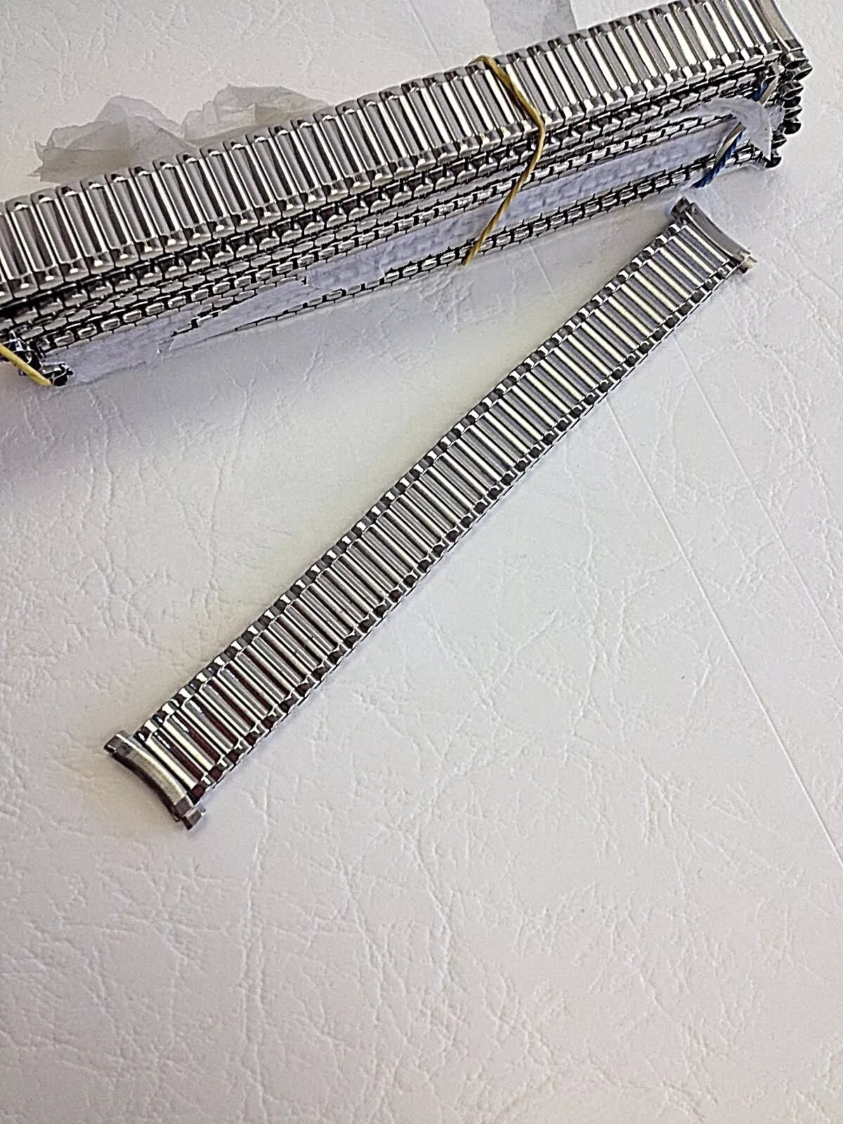 16 – 20 mm VINTAGE STAINLESS STEEL SILVER STRETCH WATCH BRACELET BAND CURVED END