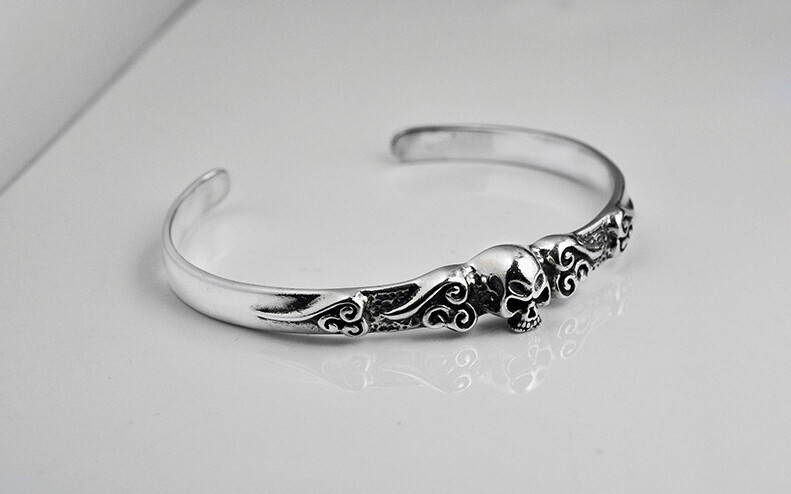 C30 Herren Armspange Totenkopf Schädel Sterling Silber 925