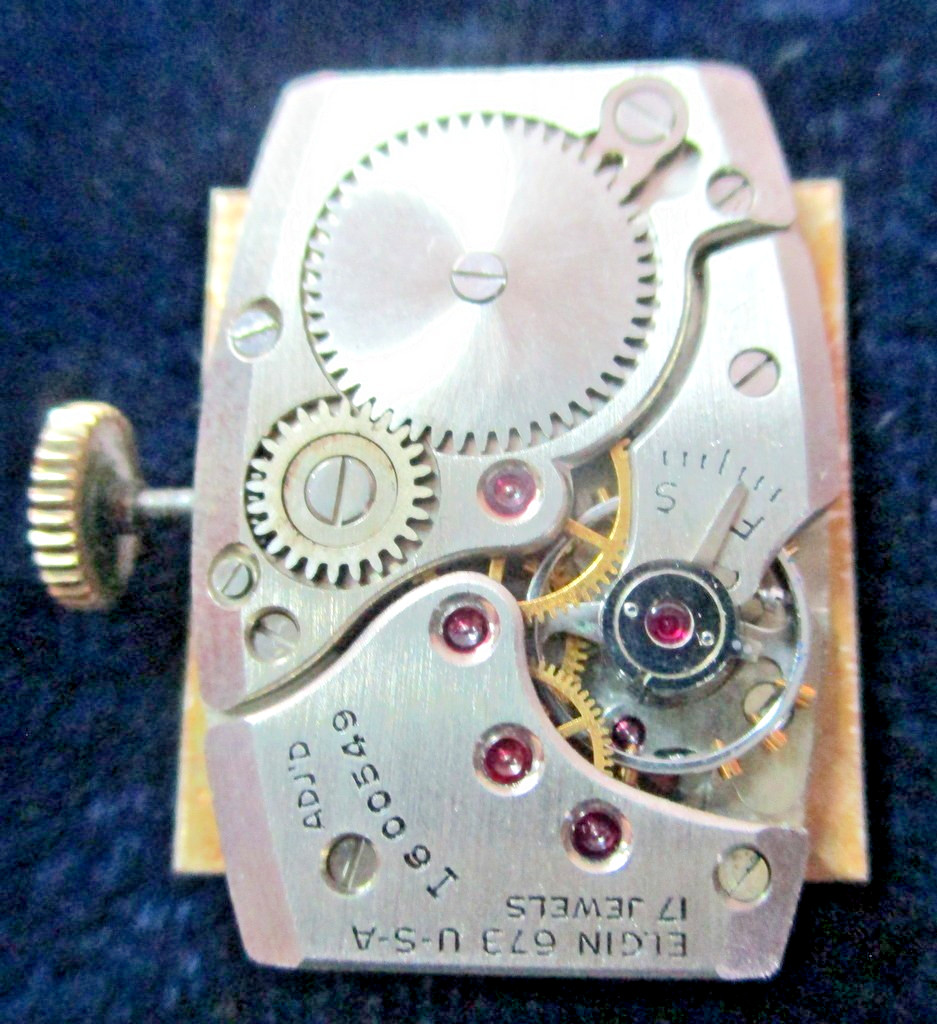 Vtg Elgin Art Deco Mens Wristwatch 10K RGP Star Case Runs Fresh Crystal Cal 673
