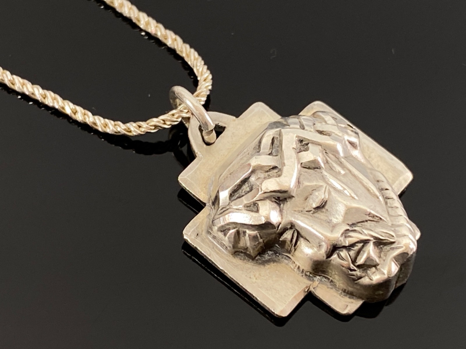 Sterling Silver THEDA Jesus Christ Crown Of Thorns Pendant Necklace 10.4g / 18g
