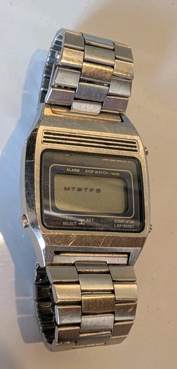 Mens VINTAGE SEIKO QUARTZ LC ALARM WATCH A133-5009-G, Needs Battery