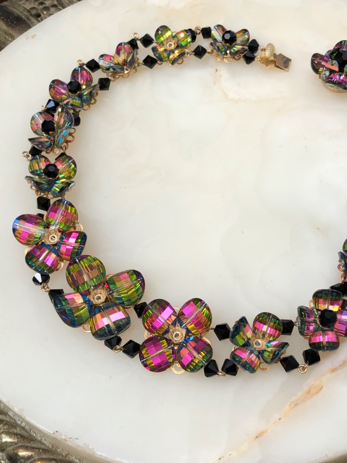 VTG 1950s 60s WESTERN GERMANY Margarita Heliotrope & JET GLASS BEAD BIB Demi