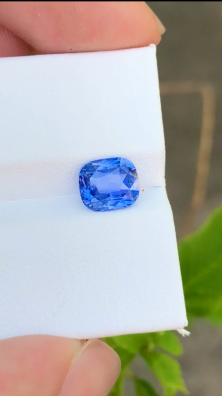 Cornflower Blue Sapphire 2.04Ct No Heat Top Quality Sapphire Srilanka