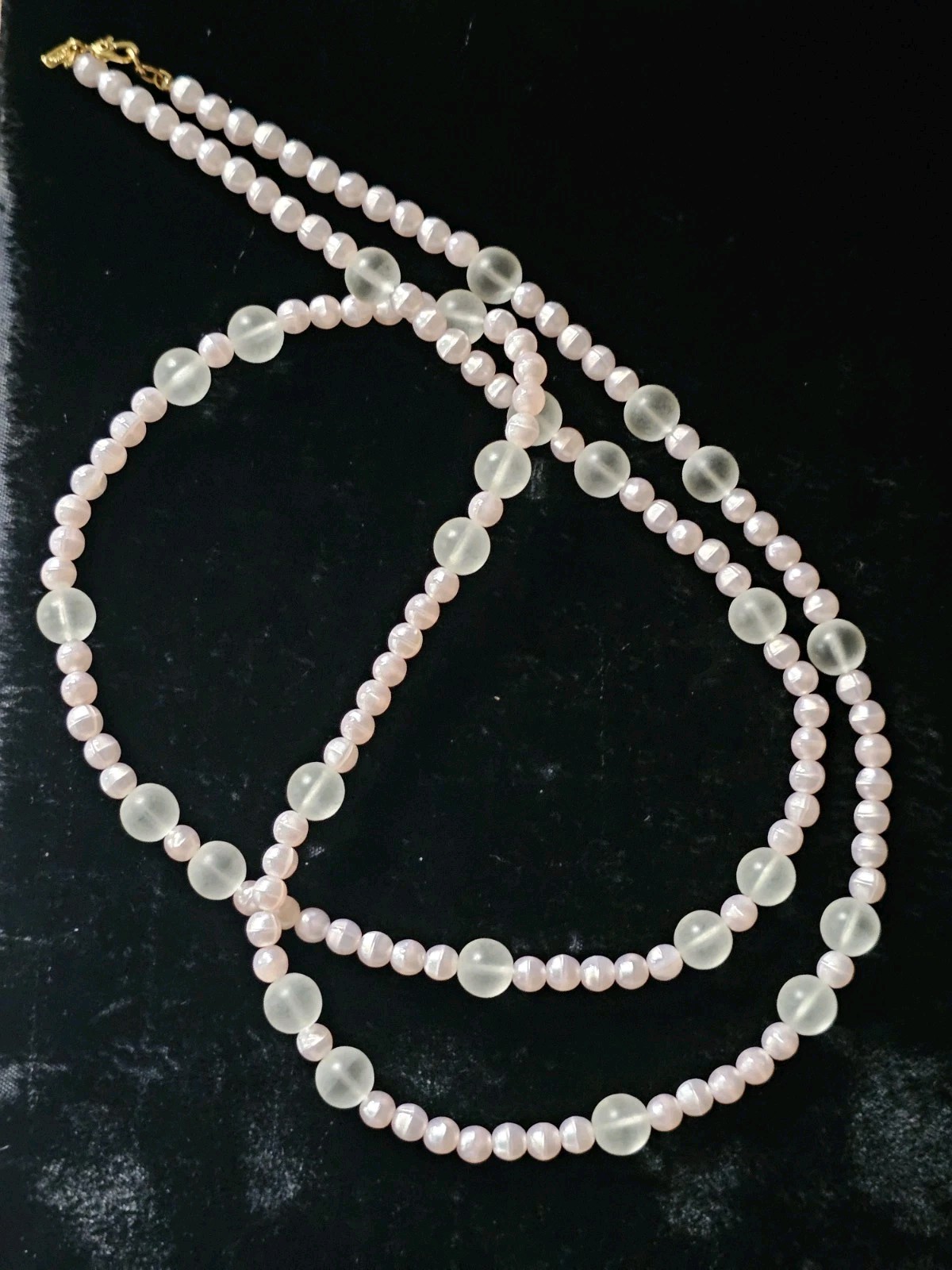 Monet Pink Faux Pearl 5.7mm & Translucent 9.7mm Bead Necklace 36″ Signed Vtg