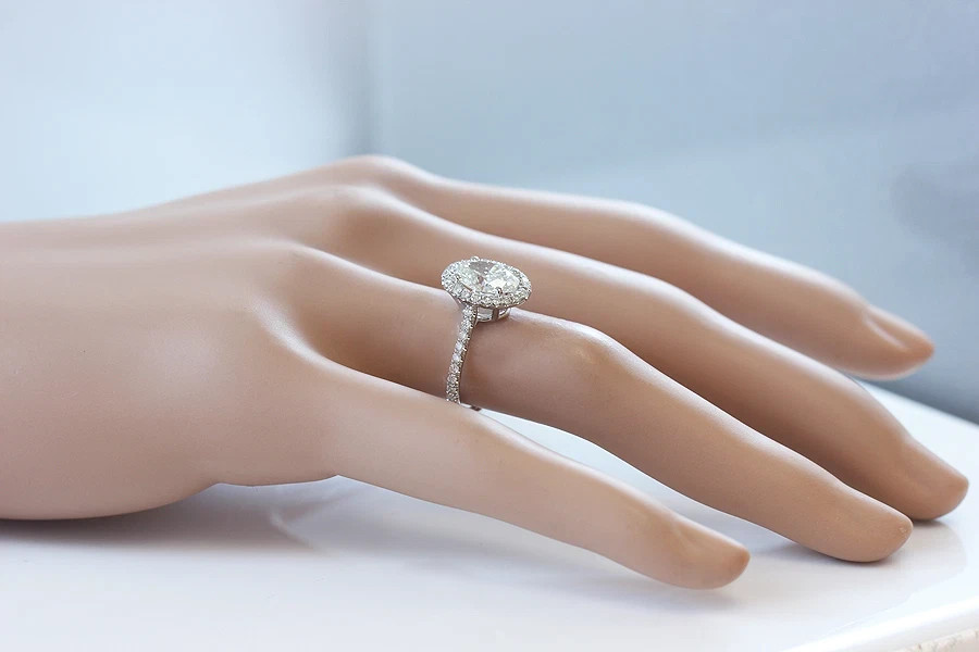 Certified Natural 1.2ct VS1 F Oval White Diamond AAA 14K White Gold Wedding Ring