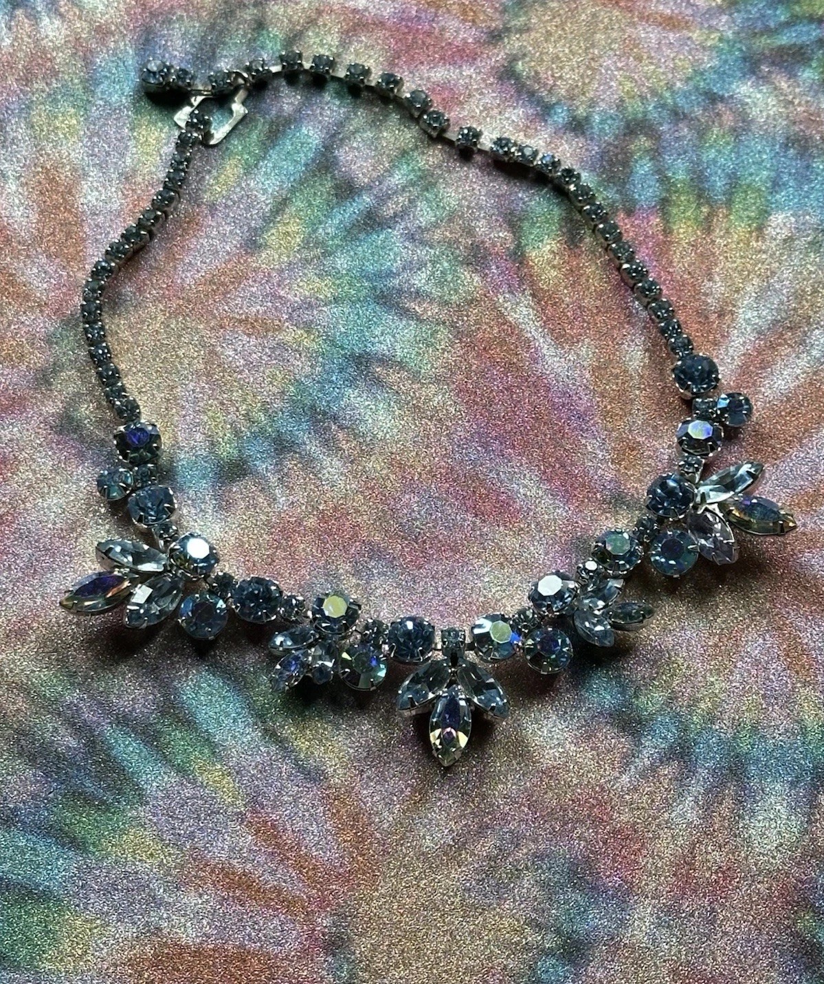 VTG Weiss Light Blue Rhinestones Floral Necklace 16”, 60s
