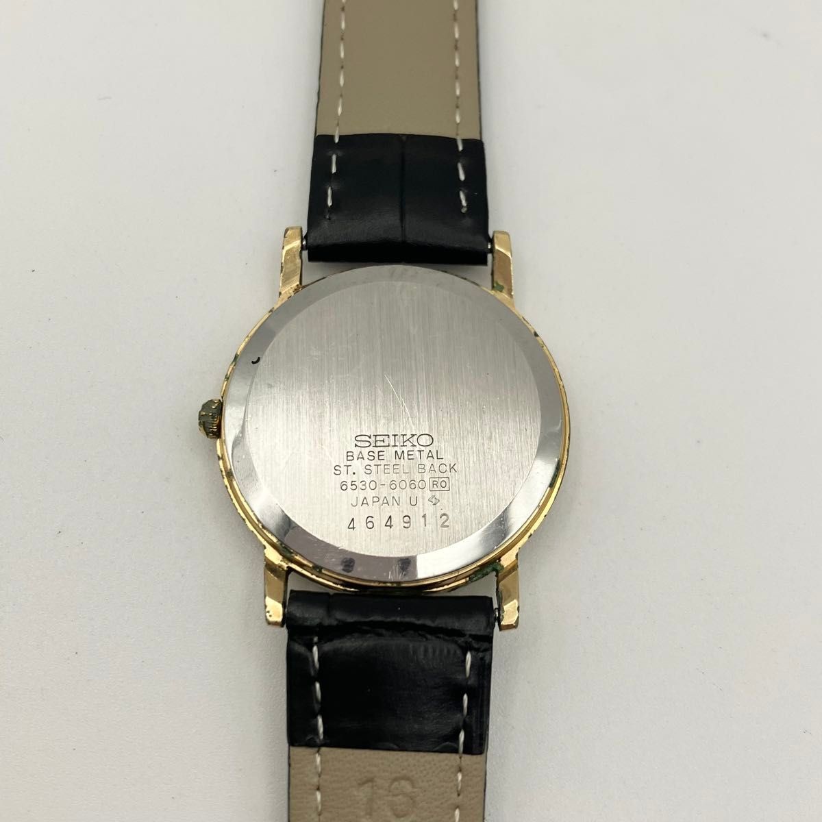 Working Seiko wristwatch men’s gold and white new battery