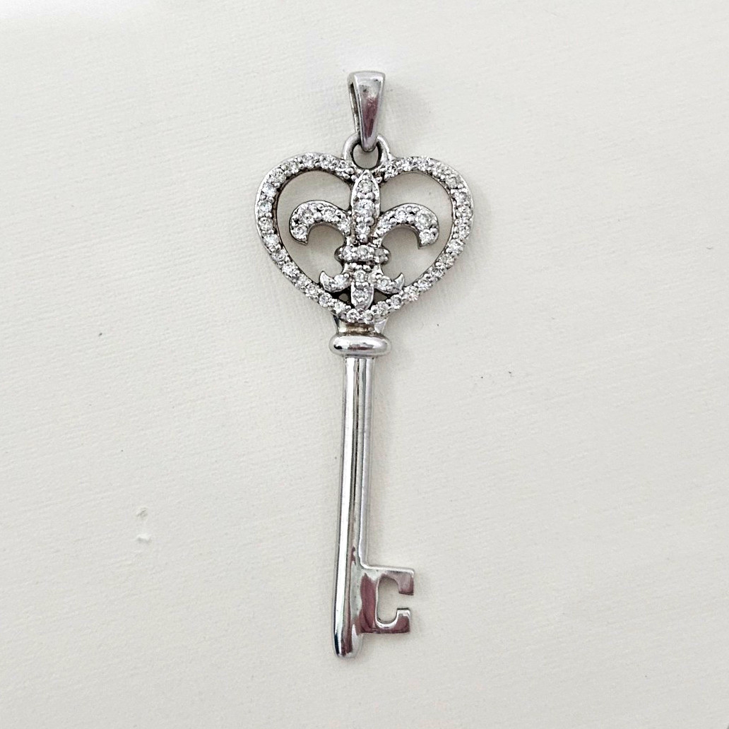 Ramseys Fleur De Lis Heart Key Pendant-Sterling Silver Diamonds 1/2 Carat Weight