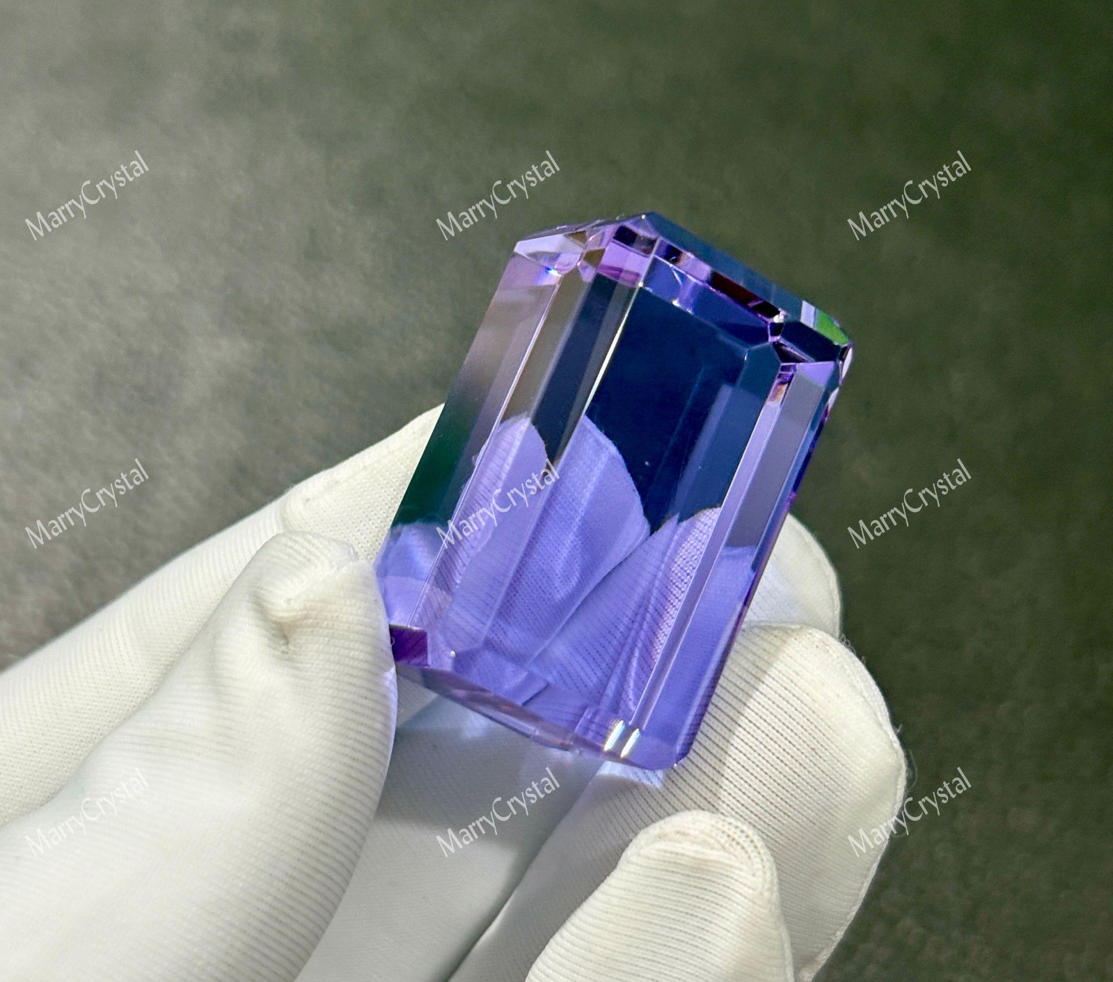 80 Ct 3-Color Change Glass Cube, Purple Blue Grape Juice Loose Gemstone