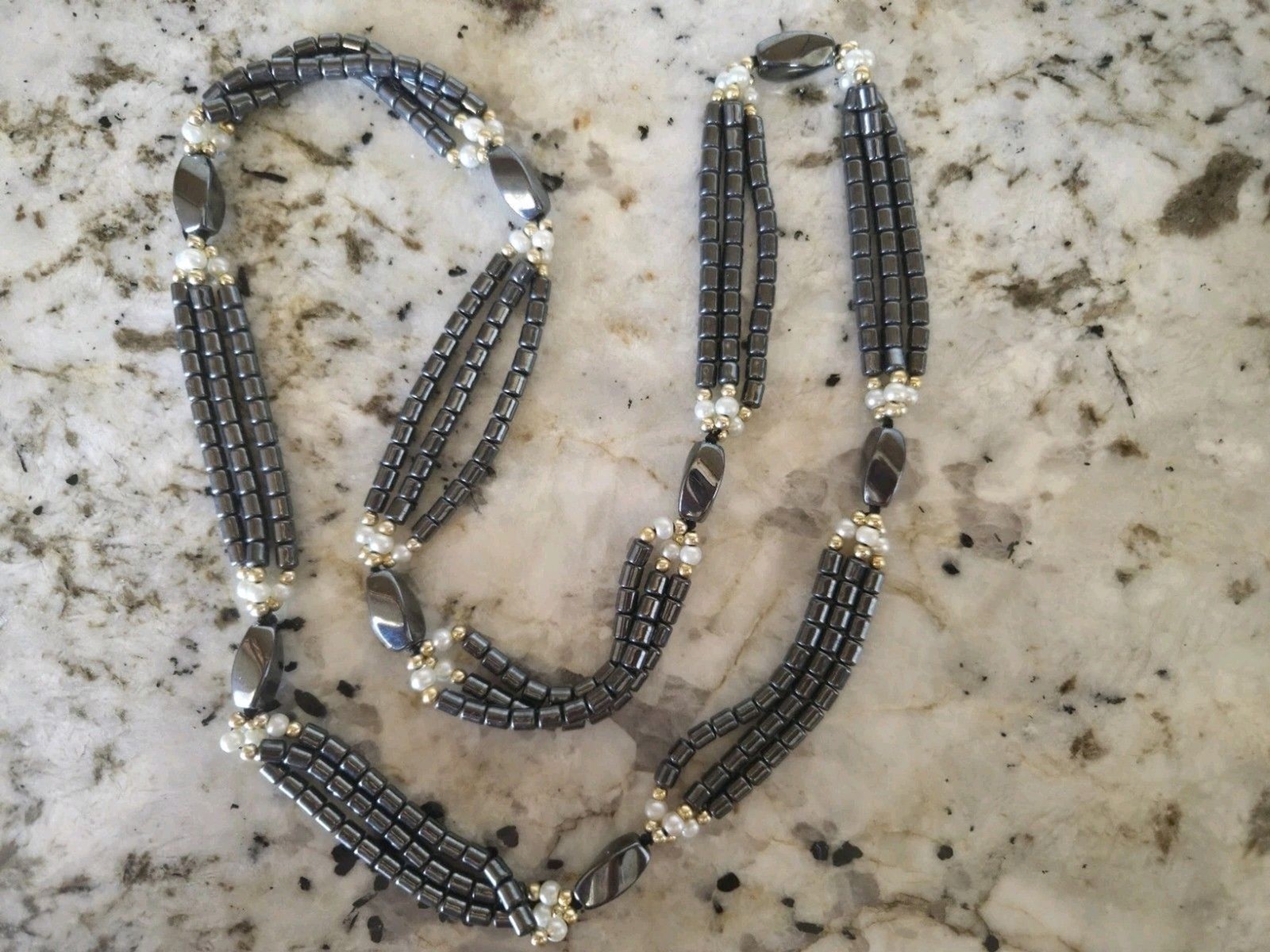 Vintage Hematite and Pearl Beaded Necklace Gray White 36 cm Fashion Jewelry