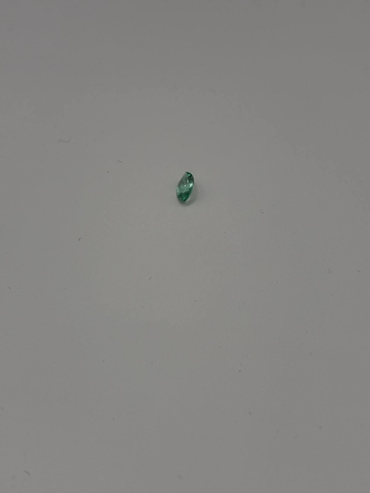 Colombian Emerald, Certified 0.47 CT 7.83×4.60×2.70 mm Marquise Cut