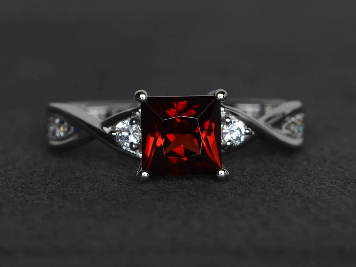 2.10 Ct Princess Cut Natural Garnet Diamond Wedding Ring 14K White Gold Size 7