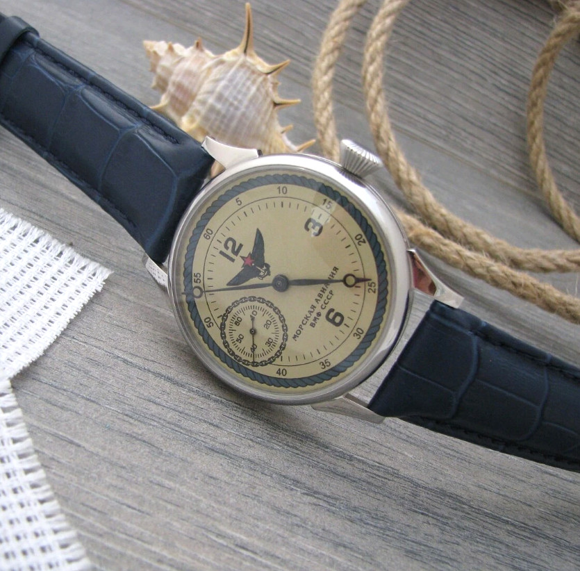 Aviator Dial Men’s Mechanical Watch 3602 Molniya Military Vintage Style Winding