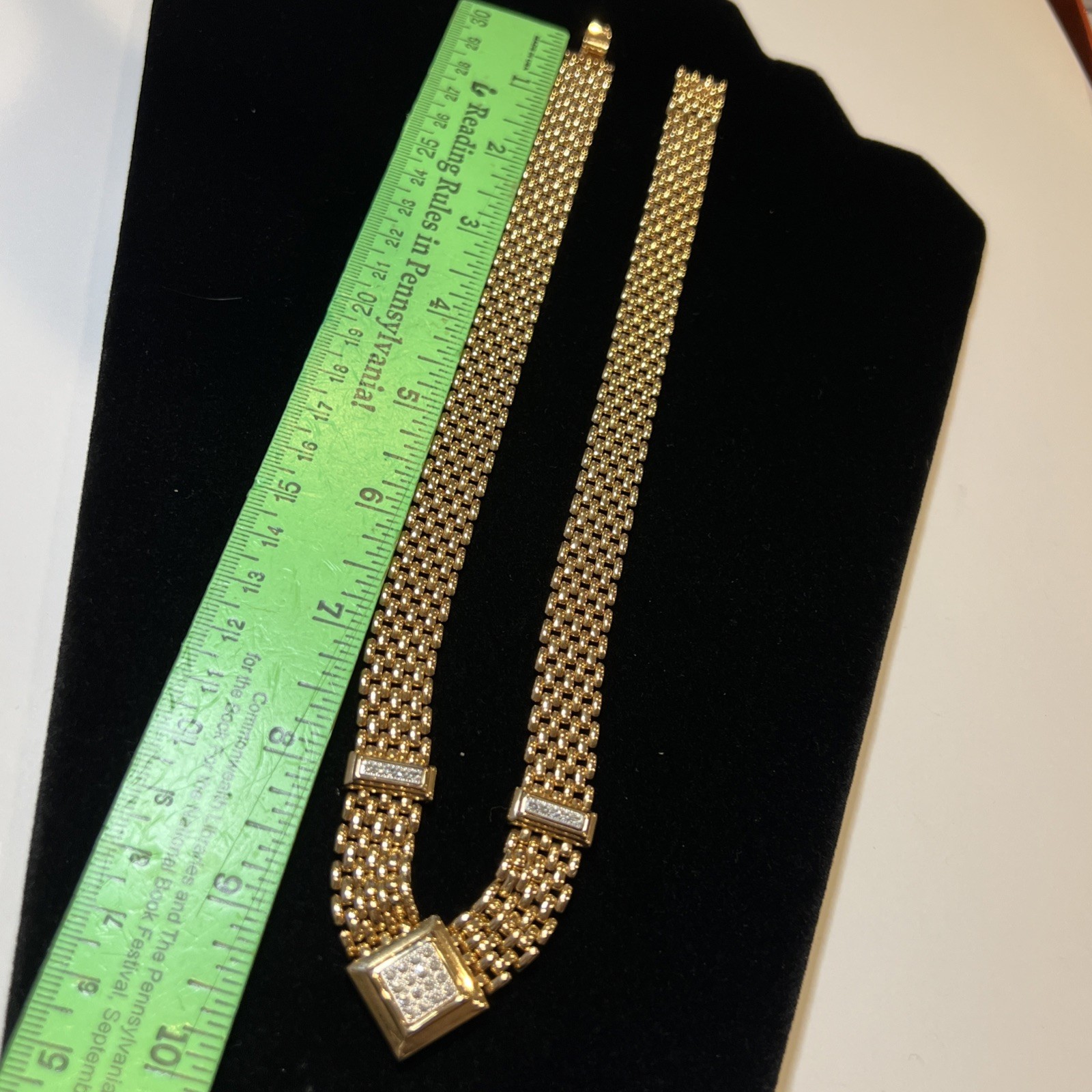 AVON Brick Chain Design V Shape Pave Rhinestone Push Lock Gold Tone 18”Necklace