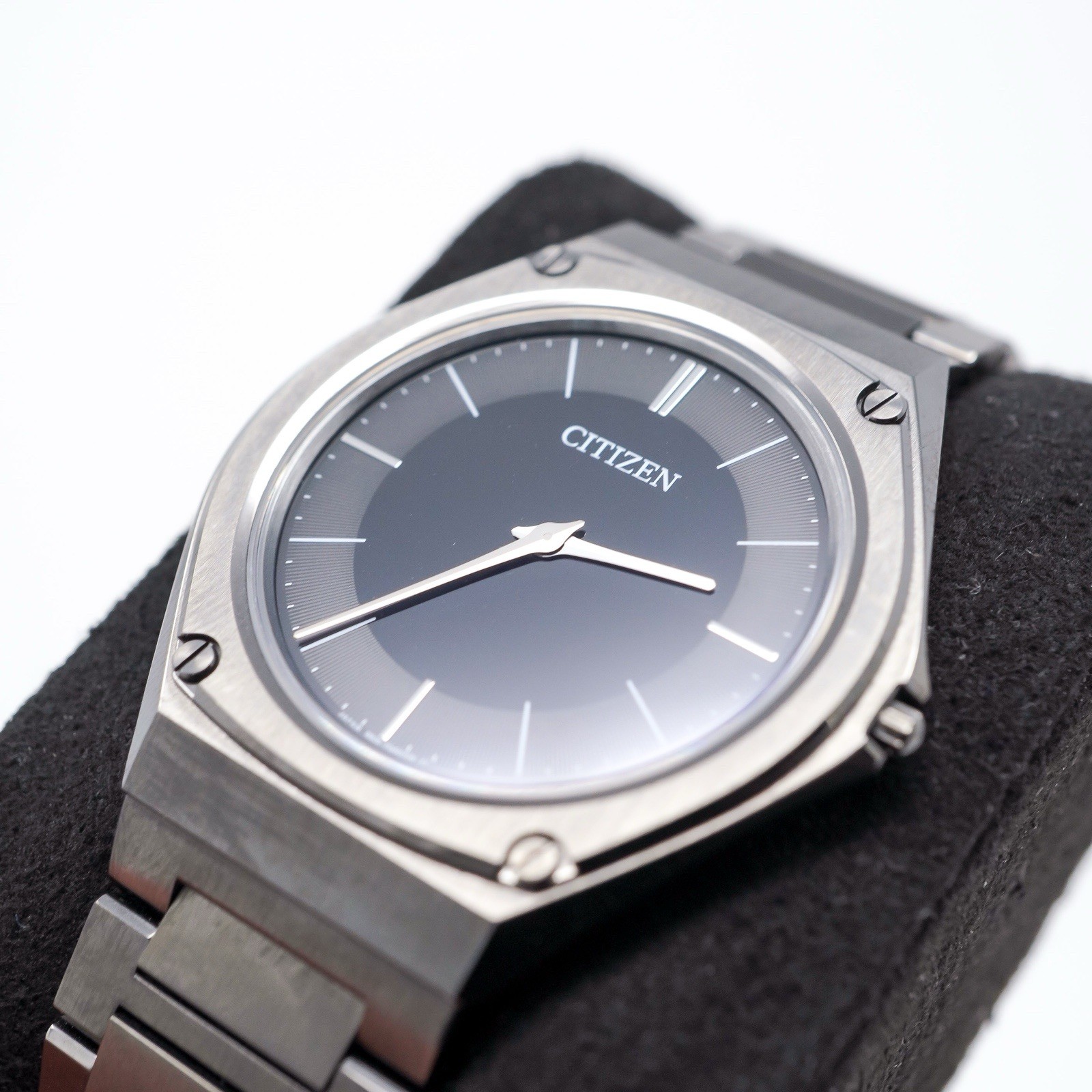 Citizen Eco-Drive One AR5064-57E
