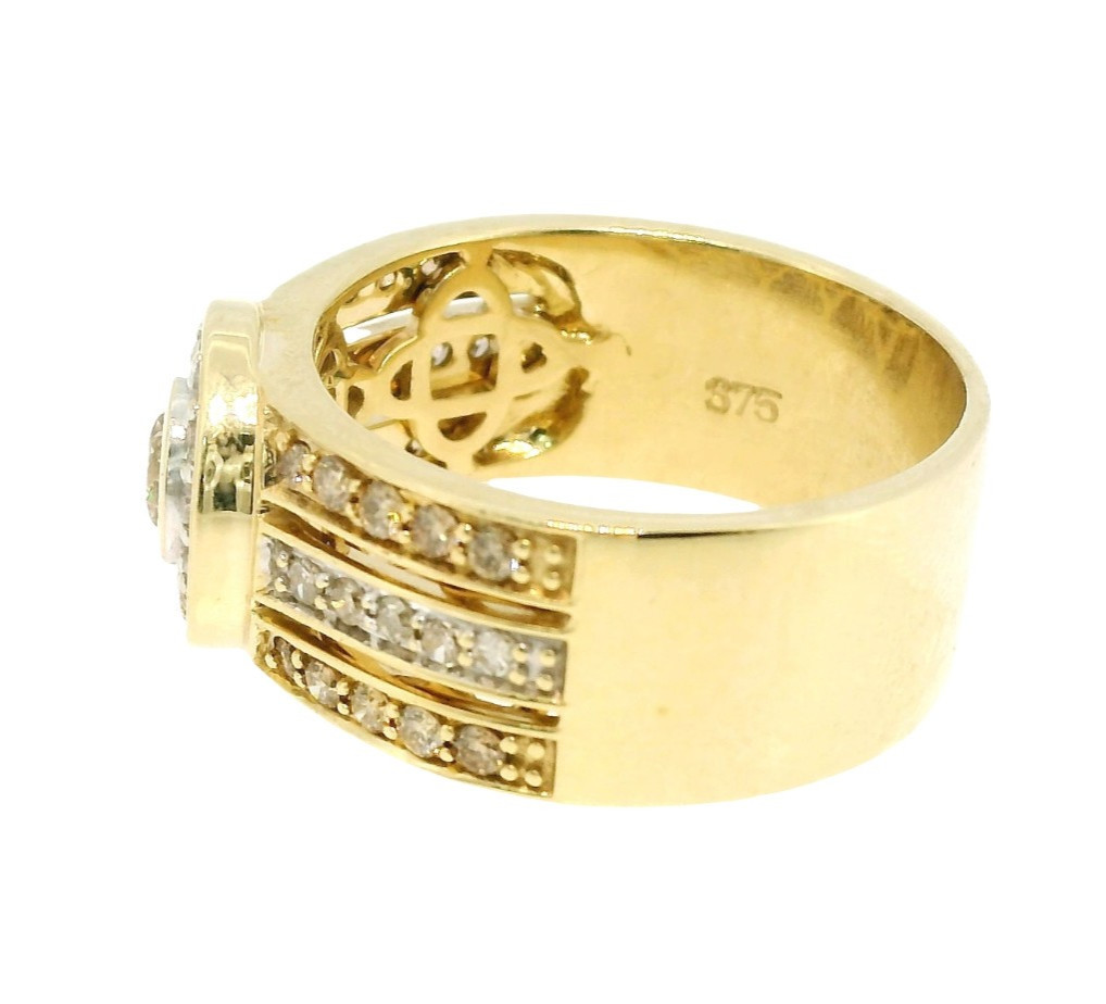 Elegant 9ct Yellow Gold Diamond Ring Multi Cut Shoulders 6.8g Size O