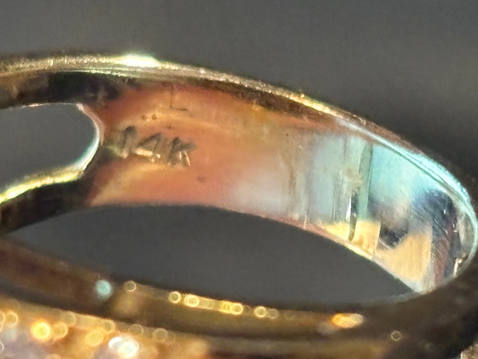 Vintage 14k Yellow Gold Lapis Lazuli & Diamond Ring, Size 7.25, 8 Grams