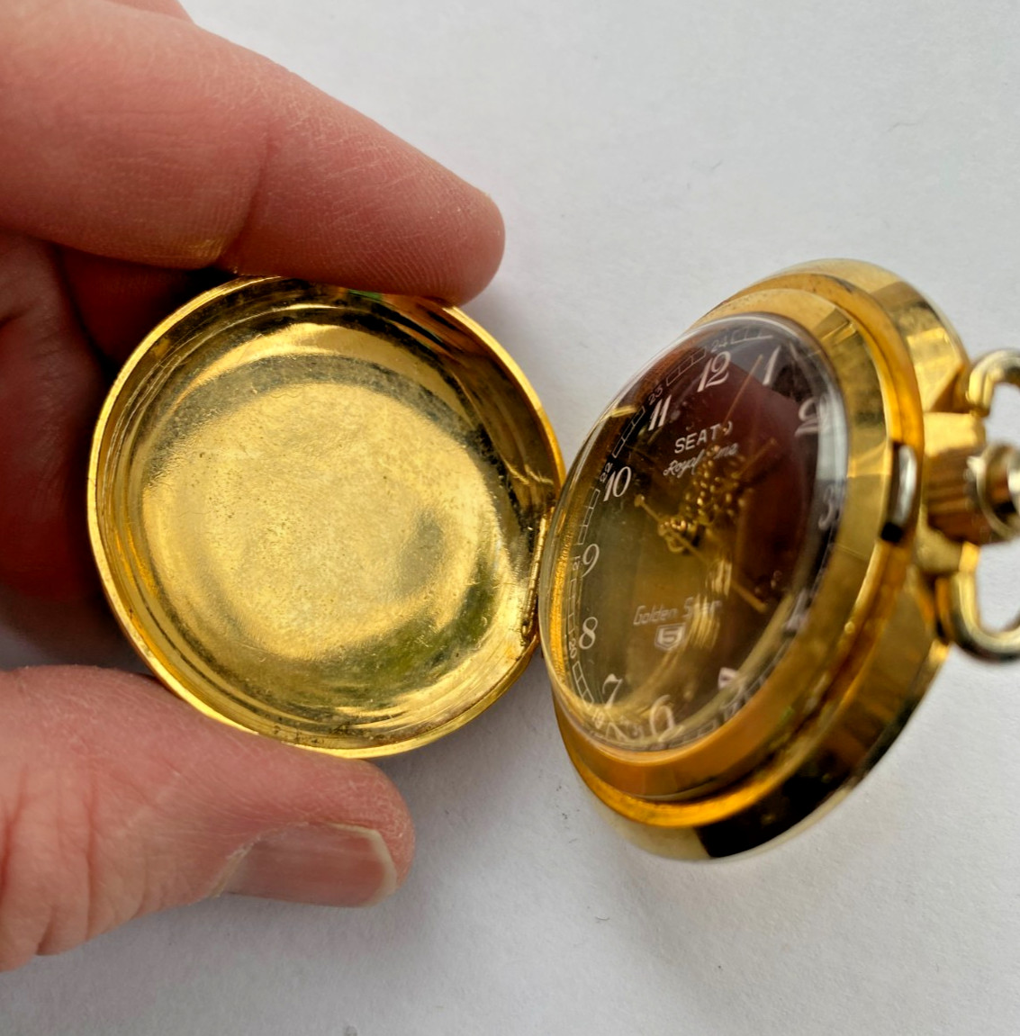 Seato Royal Time Golden Star Full Hunter Swiss Pocket Watch Nonworking Gold Tone