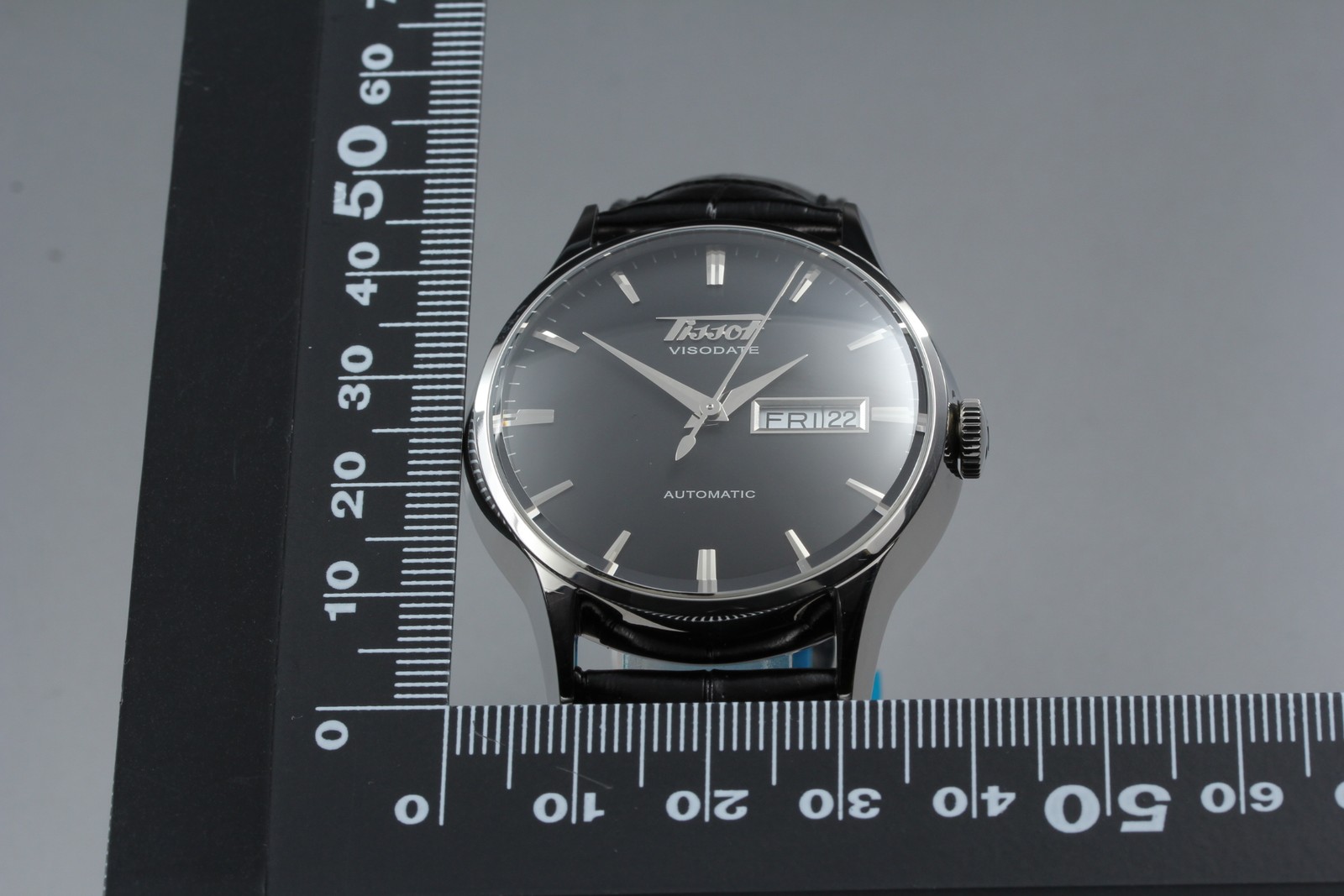 TISSOT Heritage Visodate Automatic T019430B Black Day Date Swiss Made Mens Watch