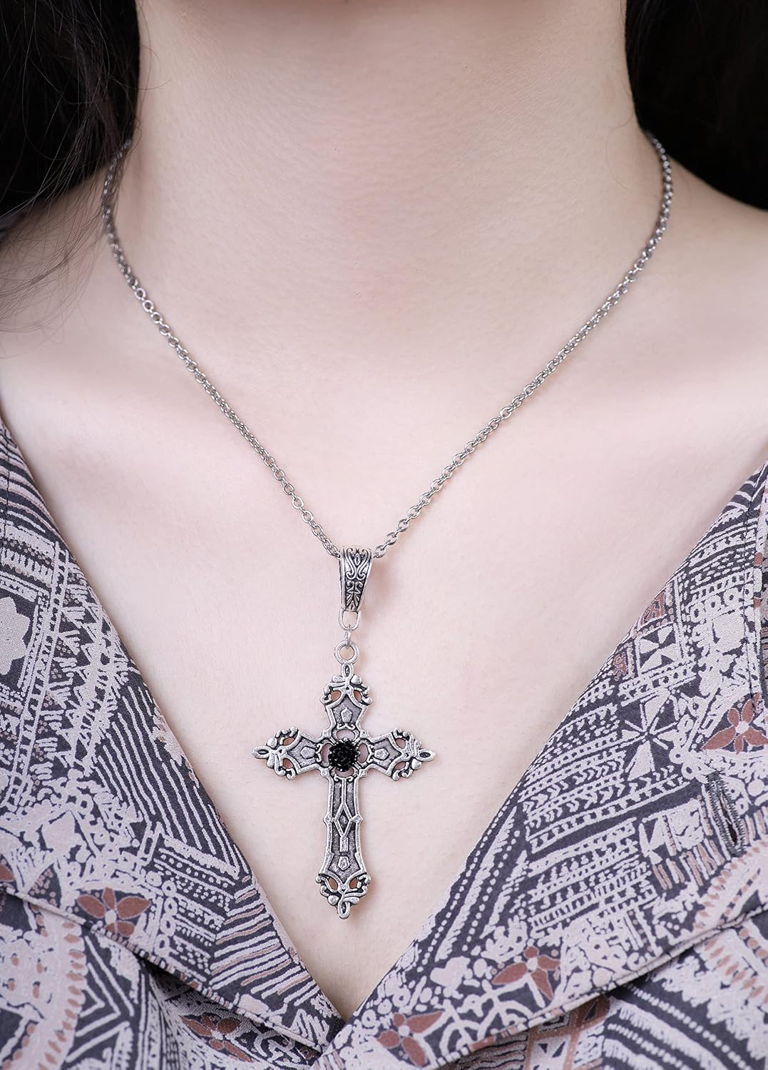 Gothic Cross Pendant Necklace, Gothic Emo Punk Grunge Y2K Cross Necklace, Goth J