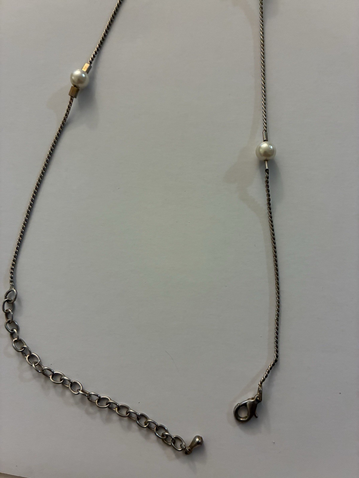 Gold Metal Daisy Flower Charm Pendant Necklace White Faux Pearls Adjustable