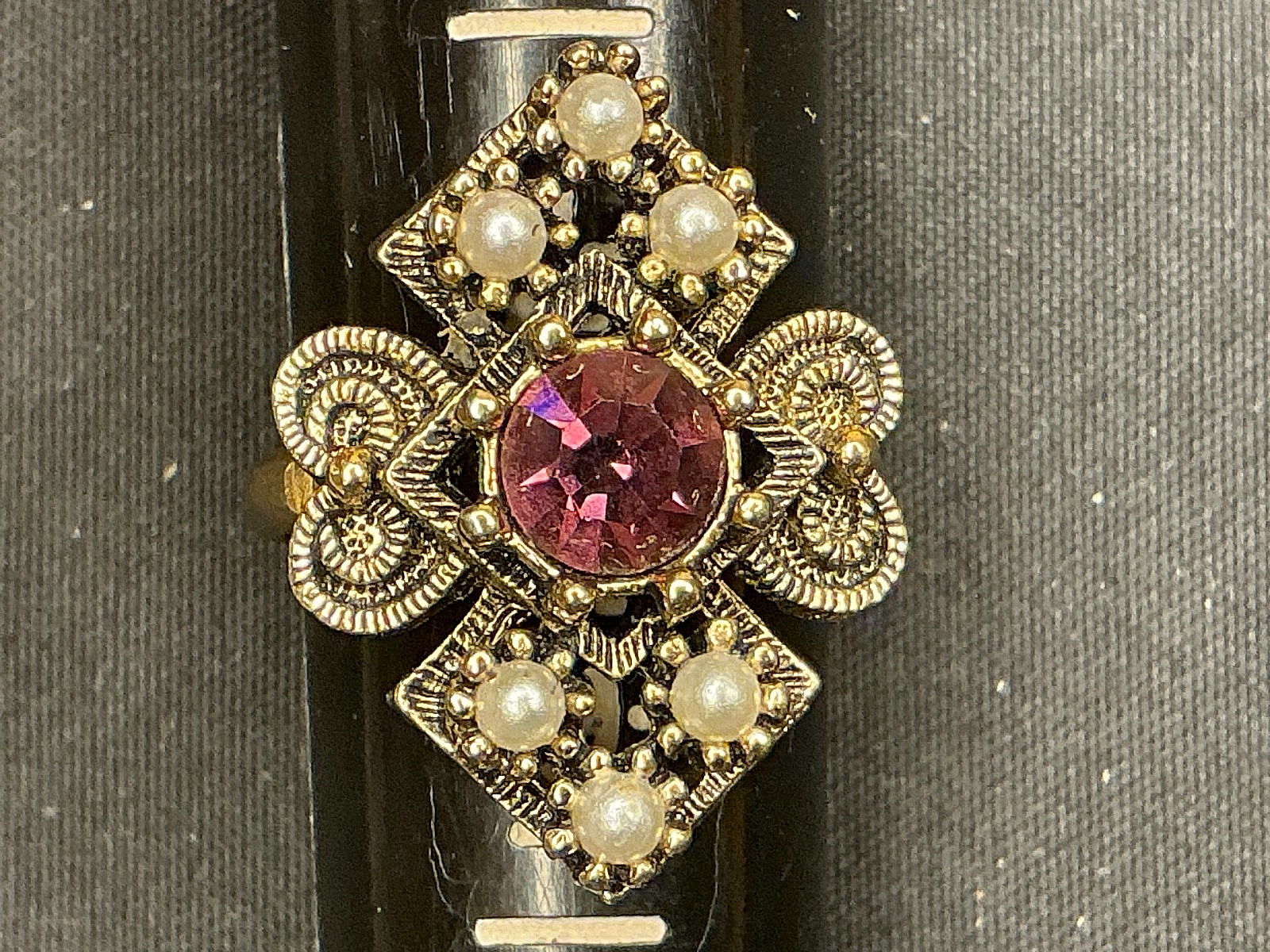 Vintage Sarah Coventry Faux Amethyst Pearl Filigree Cluster Ring Gold Tone S-7