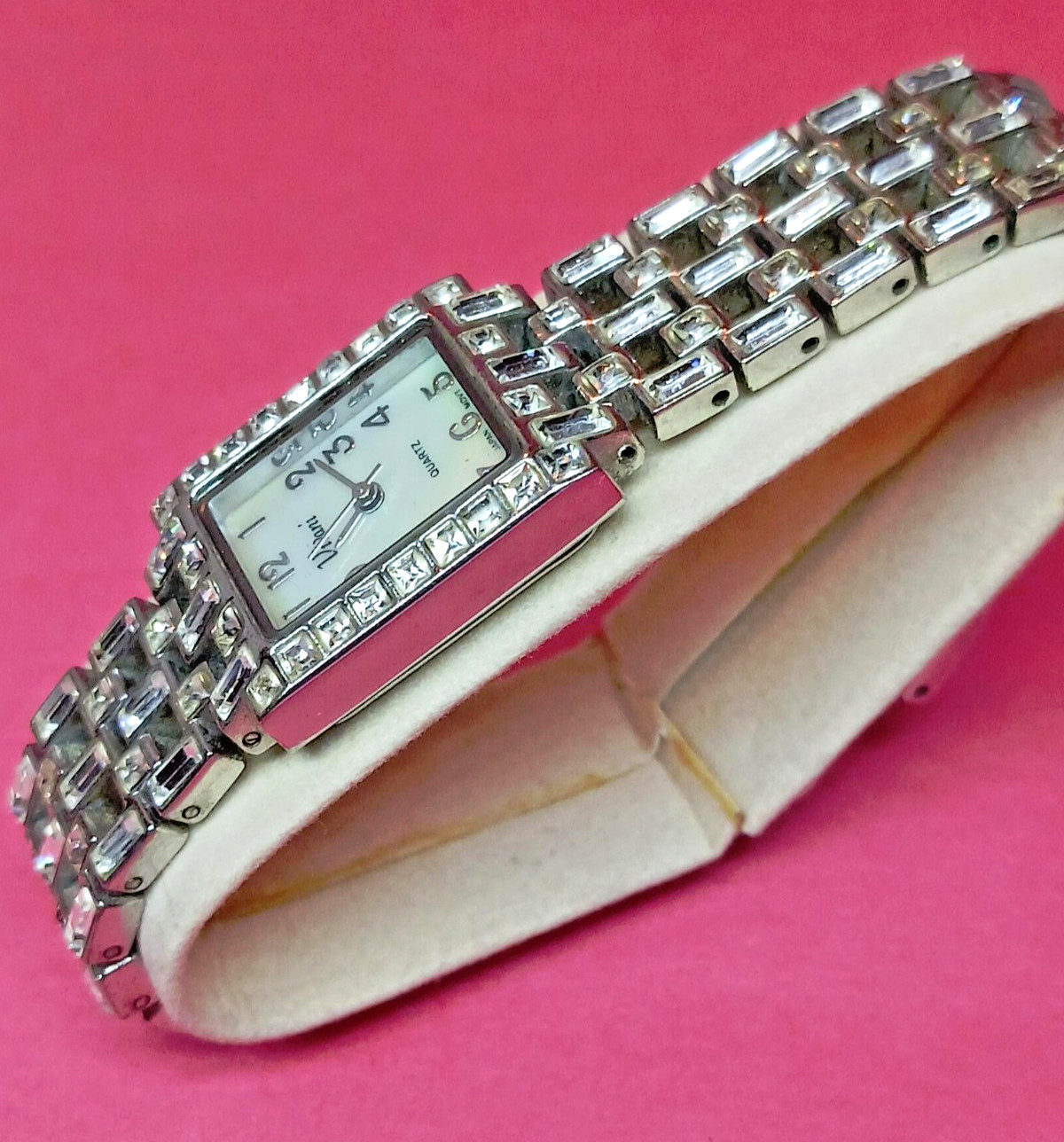 Ladies Vivani Rhinestone Dress Formal Watch – NEW Battery -Works Great MOP Dial