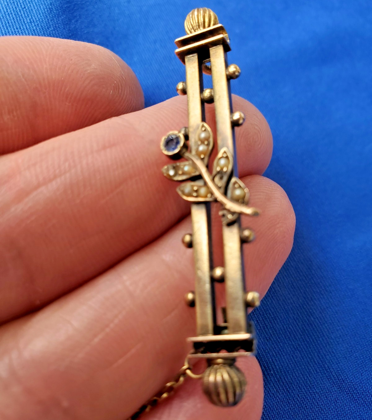 Original VICTORIAN SAPPHIRE PEARL Deco BROOCH 9K GOLD 4.2 GRAMS 2″ INCH Vintage