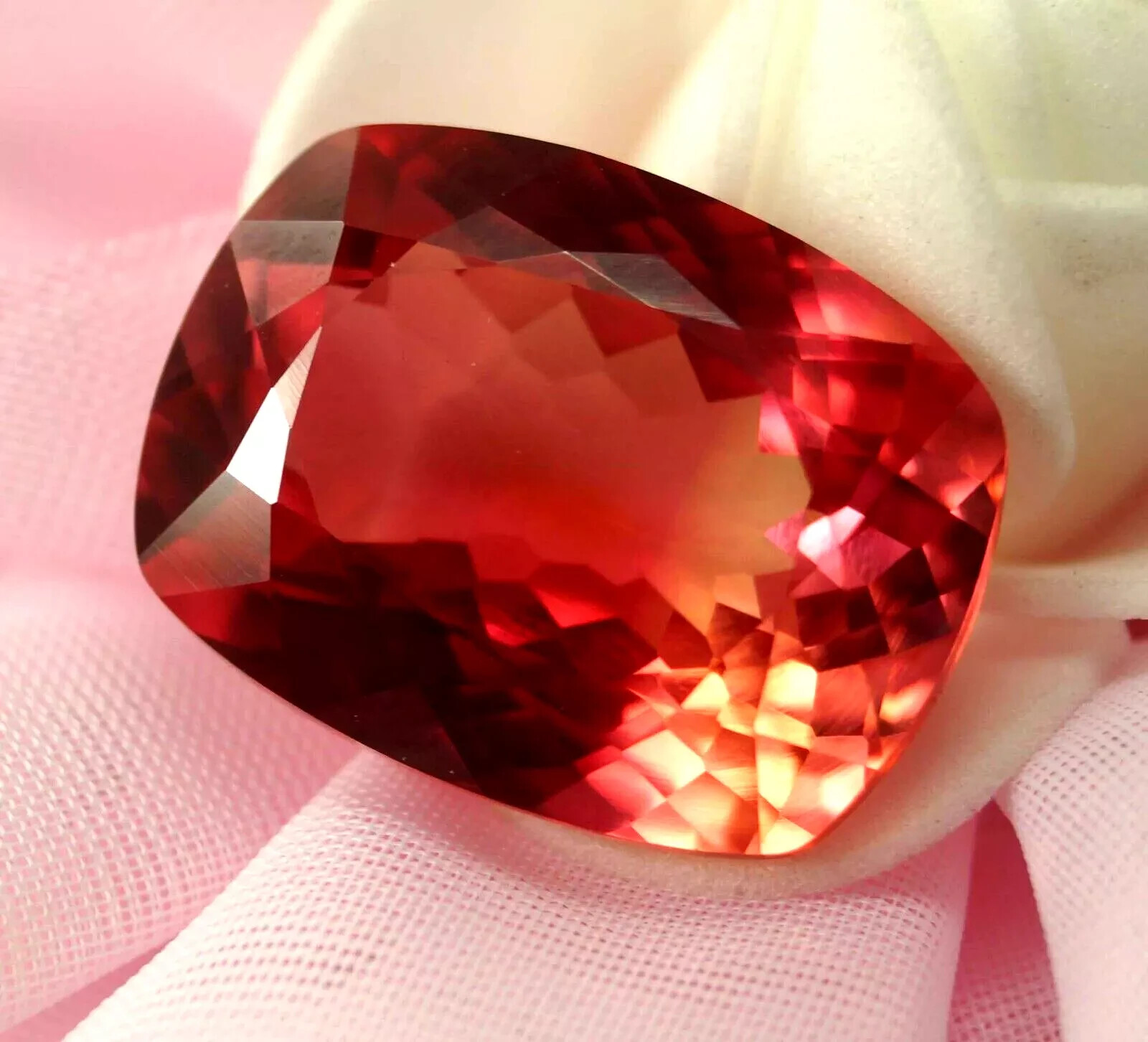 VVS Bi-Color Pitambari Sapphire Cushion Cut 39-41 Ct Natural Certified Gemstone