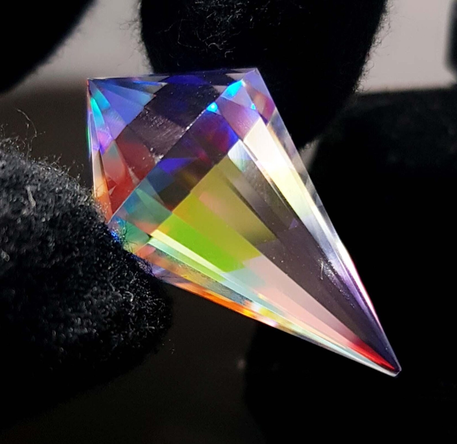 46 Ct Natural Mystic Topaz Gemstone: Rainbow Fire Fancy Cut Stone