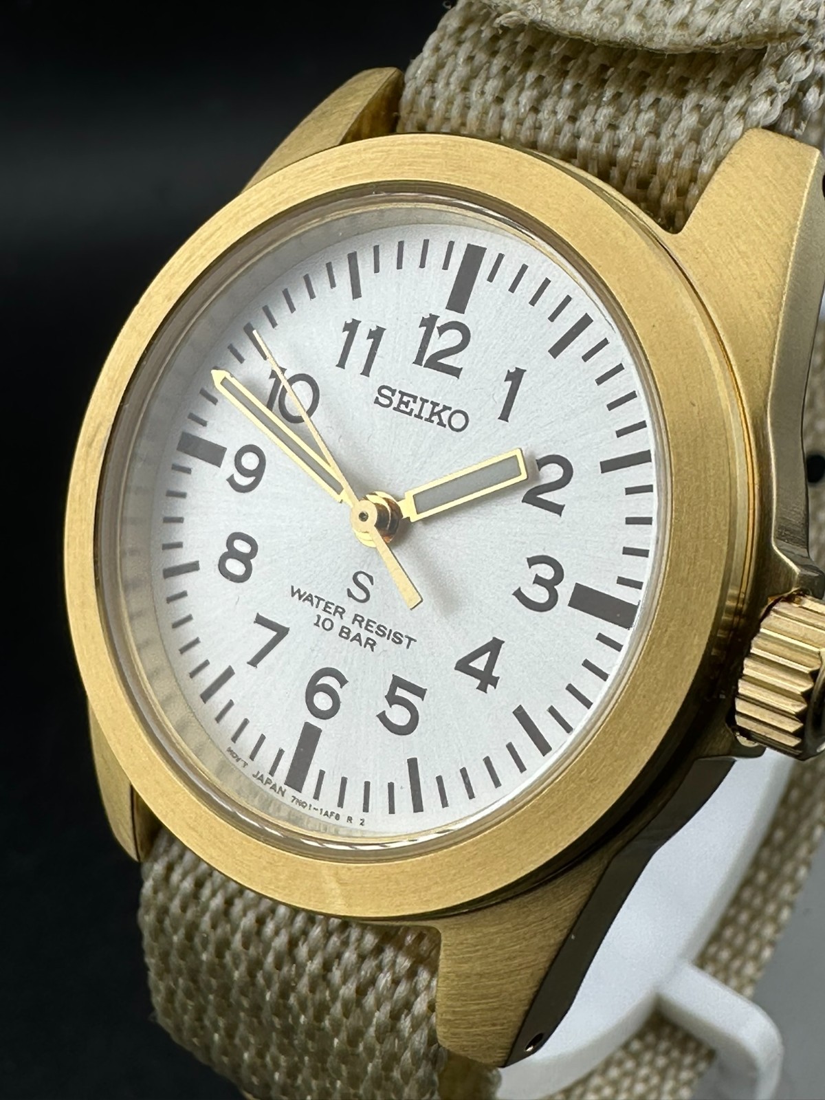 Seiko SUS Nano Universe Men’s Silver Dial Gold Tone 35mm Quartz Watch 7N01-0KL0
