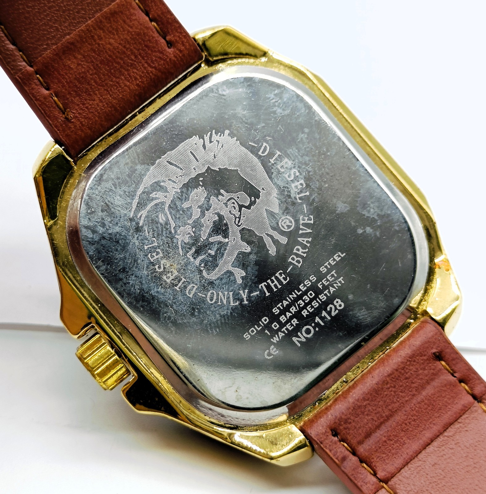 Wonderful Diesel Date Indicator Quartz Analog Men’s Wrist Watch